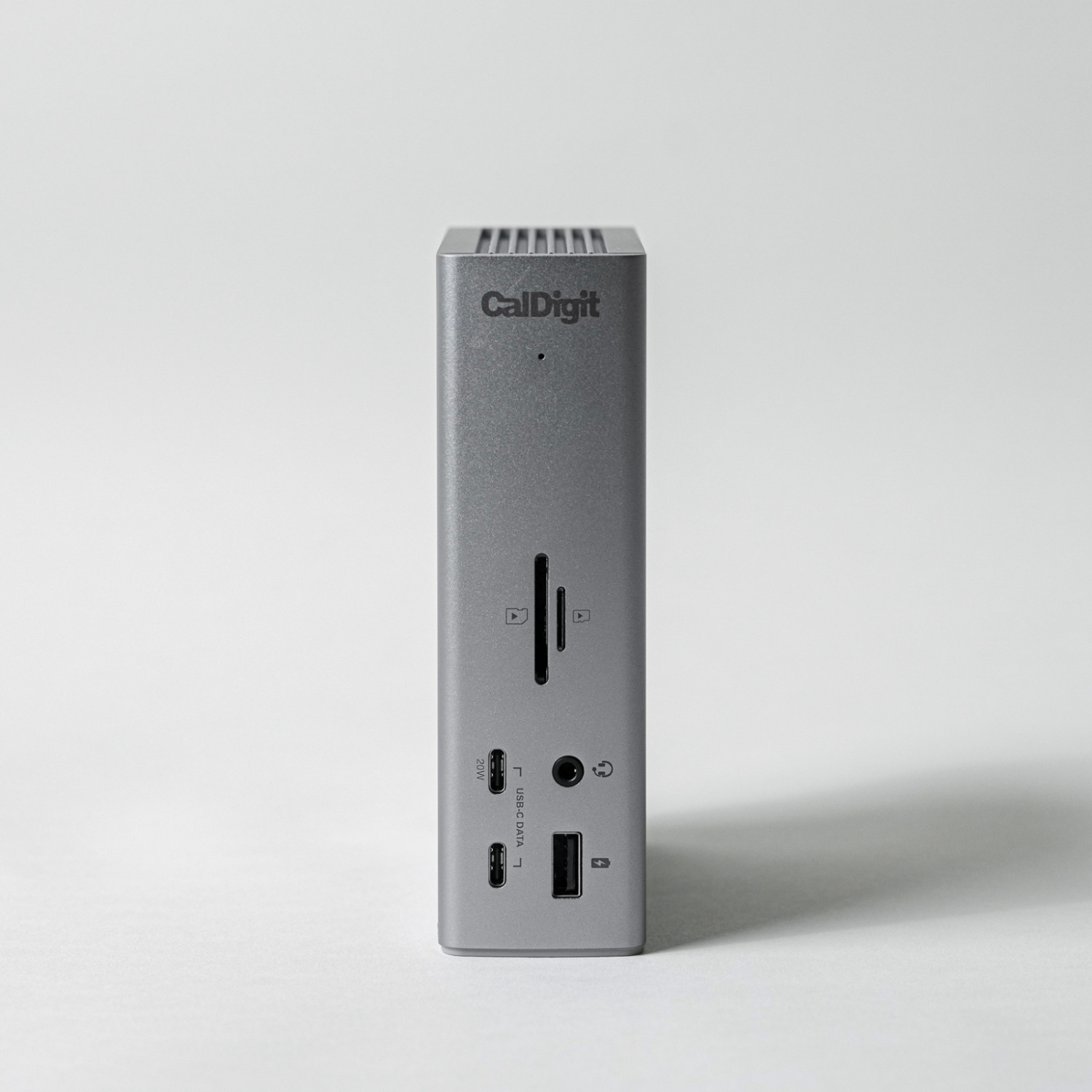 CalDIgit TS4 - Frisbee